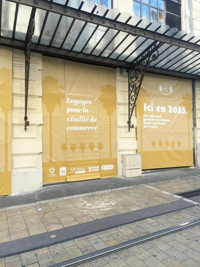 Pose de cinq bâches PVC de chantier pour SA3M à Montpellier