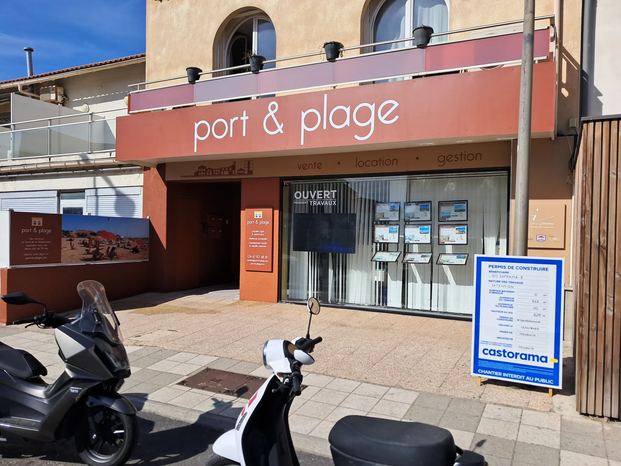 Habillage de façade en panneaux Dibond pour Port et Plage à Mauguio