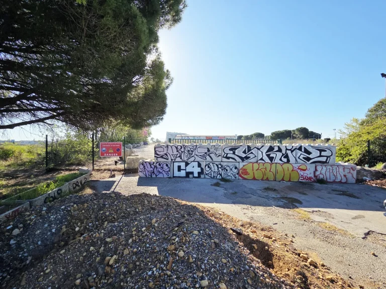 Fabrication et pose d’un panneau « Chantier interdit au public » pour SA3M à Montpellier