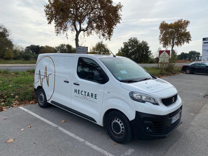 Marquage publicitaire d’un véhicule utilitaire